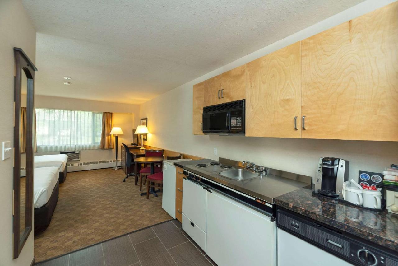 Prestige Riverside Lodge Quesnel Kültér fotó