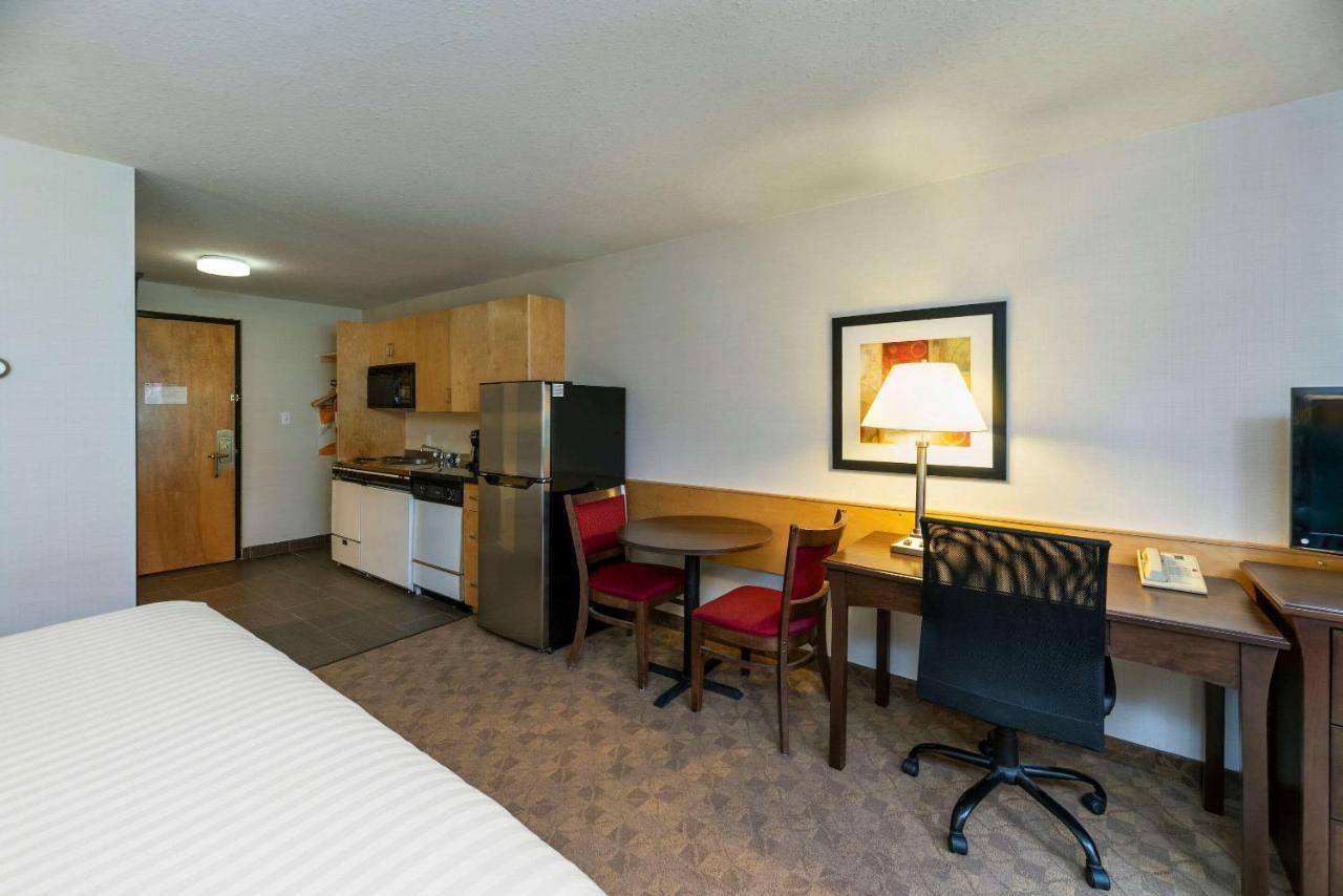 Prestige Riverside Lodge Quesnel Kültér fotó