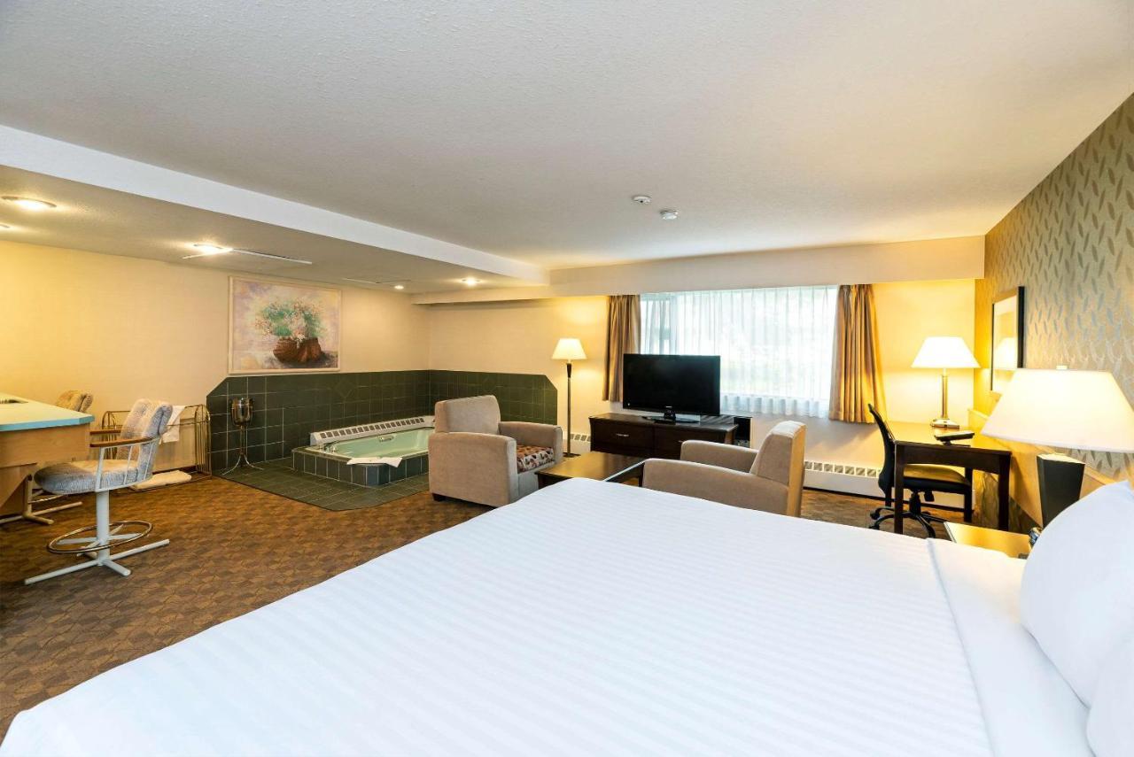 Prestige Riverside Lodge Quesnel Kültér fotó